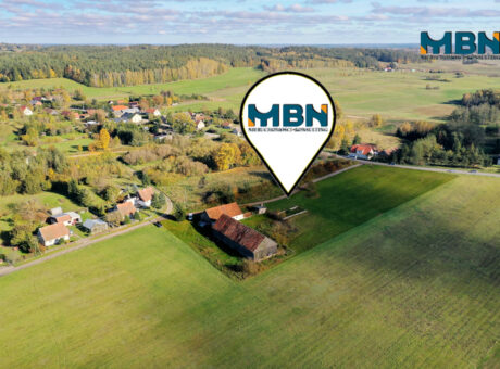 Budynki gospodarcze w zabudowie siedliskowej Tros gmina Ryn