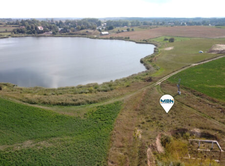 Działka inwestycyjna z rozpoczętą budową Centrum Zdrowia Seniora