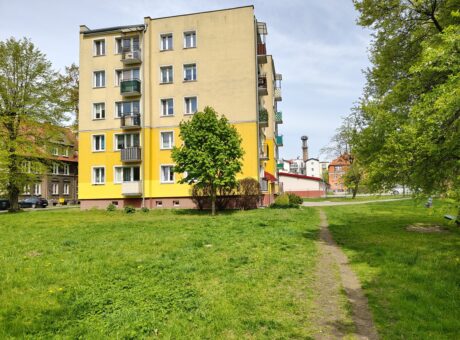 Dwupokojowe mieszkanie na pierwszym piętrze
